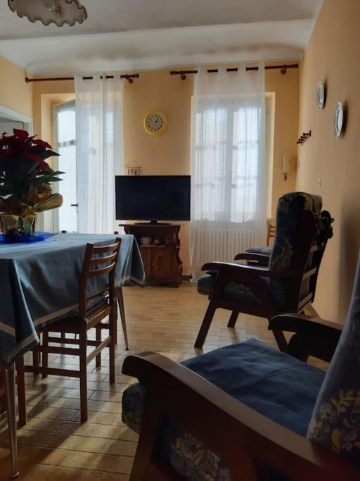 Casa Bruna San Martino Alfieri Luaran gambar